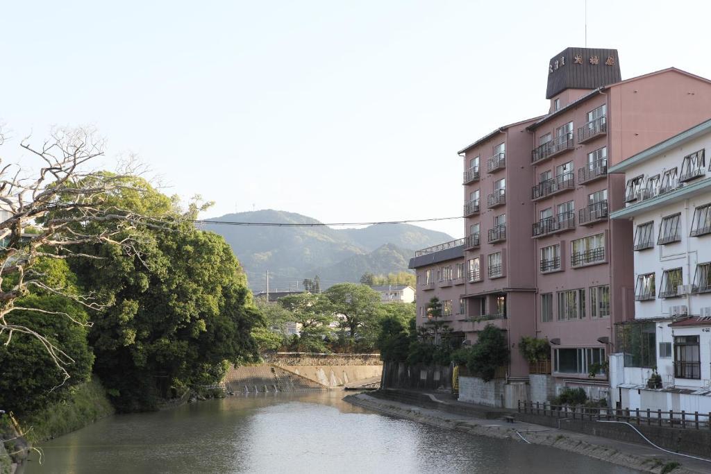 Ryokan Oomuraya Ureshino Exteriör bild